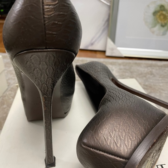 YVES SAINT LAURENT Tribtoo - Picture 7 of 7